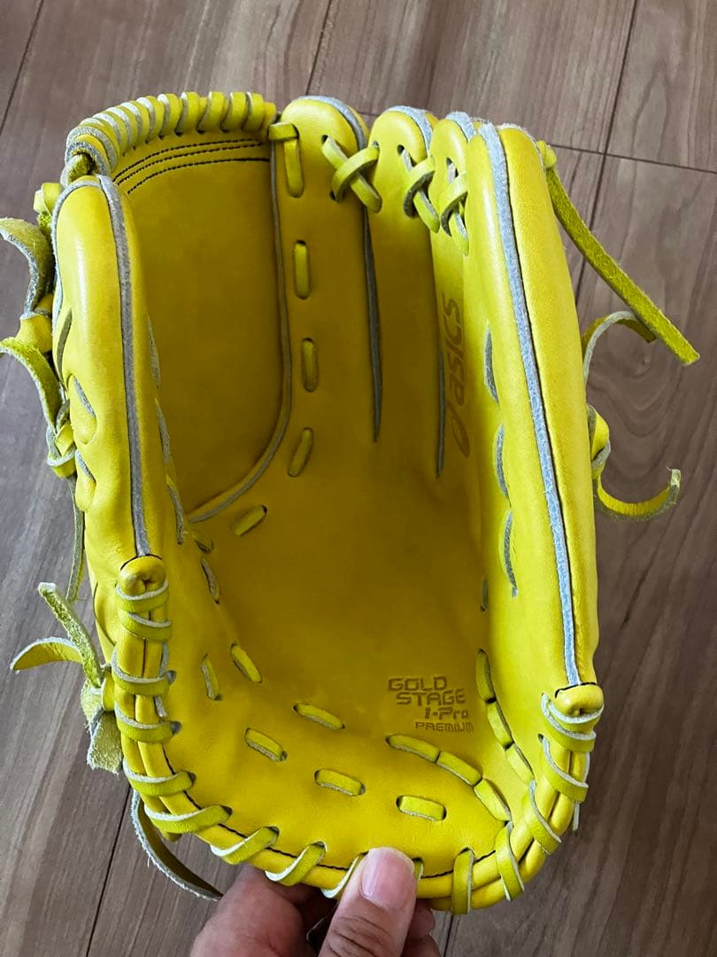 アシックス　投手用　硬式　グローブ