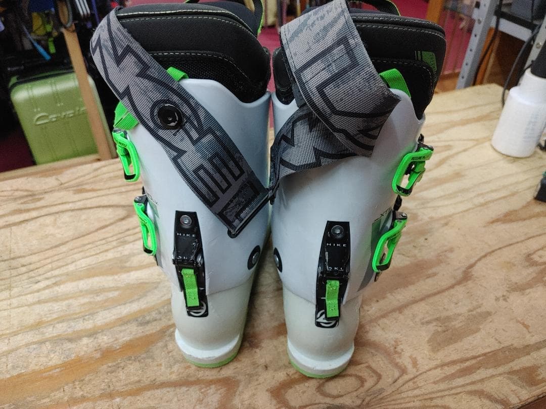 スキー 26-26.5 LANGE XT130 LV