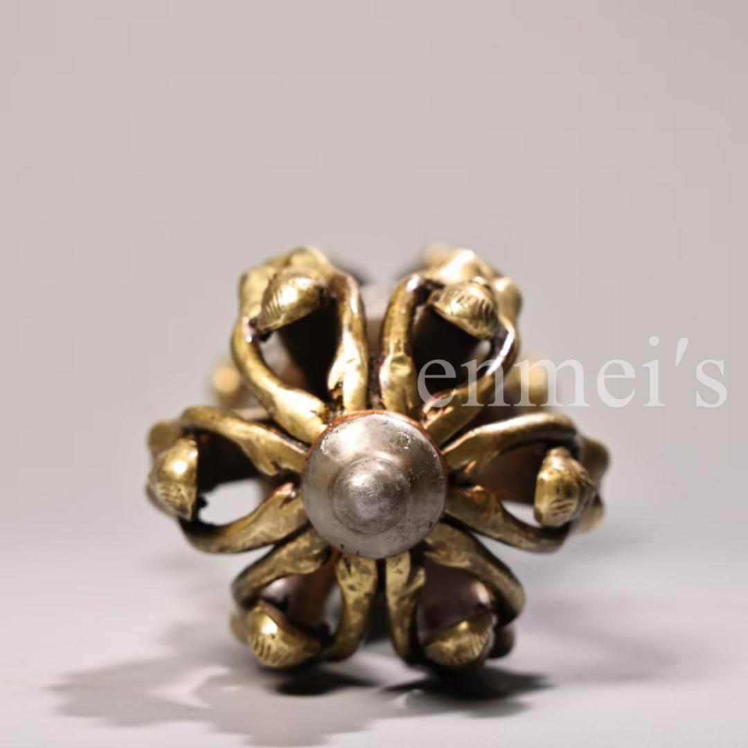 中国古美術・蔵伝工芸・ 寒鉄製・九股多杰金剛降魔杵・仏教法具・魔除け・開運・護身