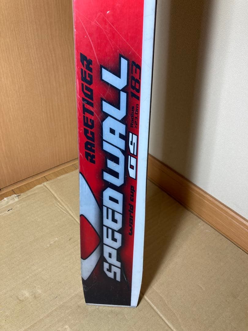 スキー板　１８３CM　R23
