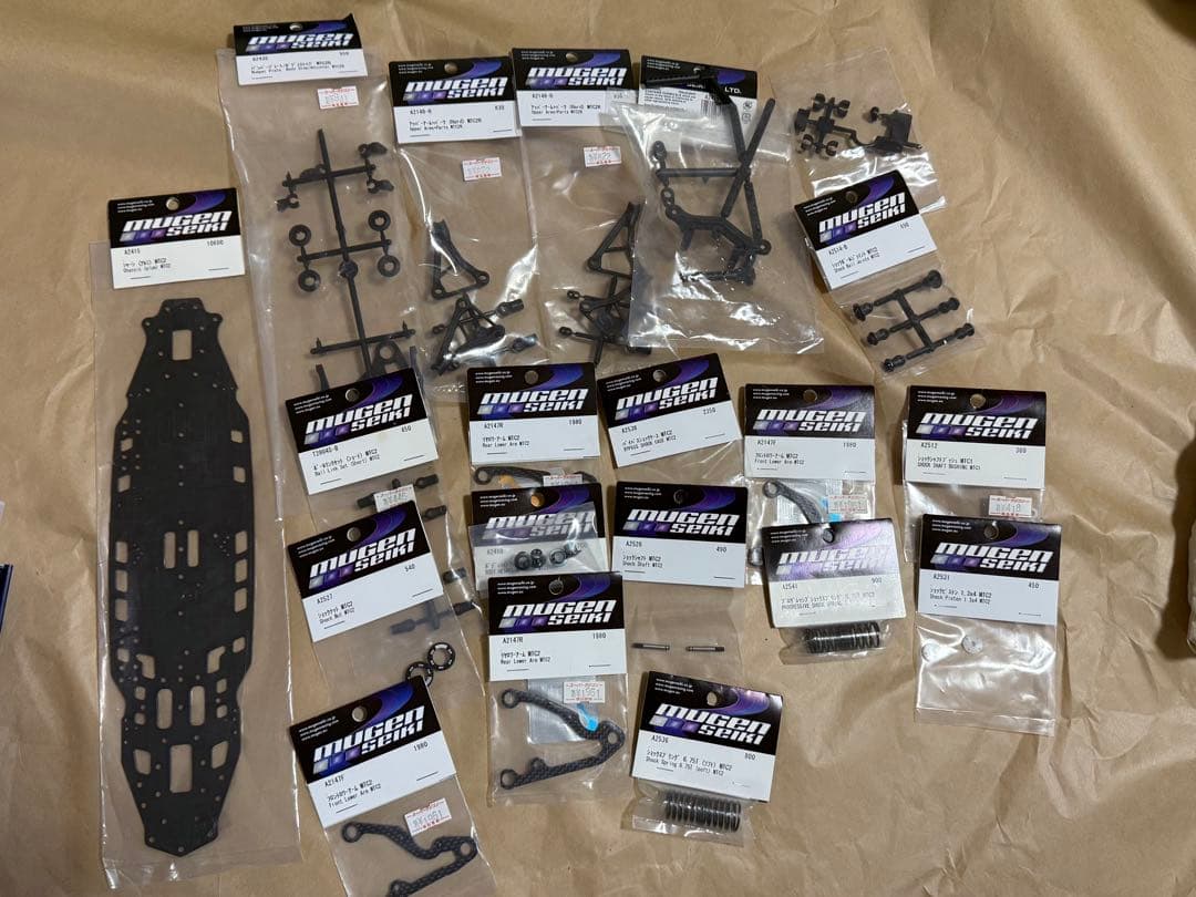 無限精機　MTC-2 (MTC-2Rパーツ使用箇所多数)