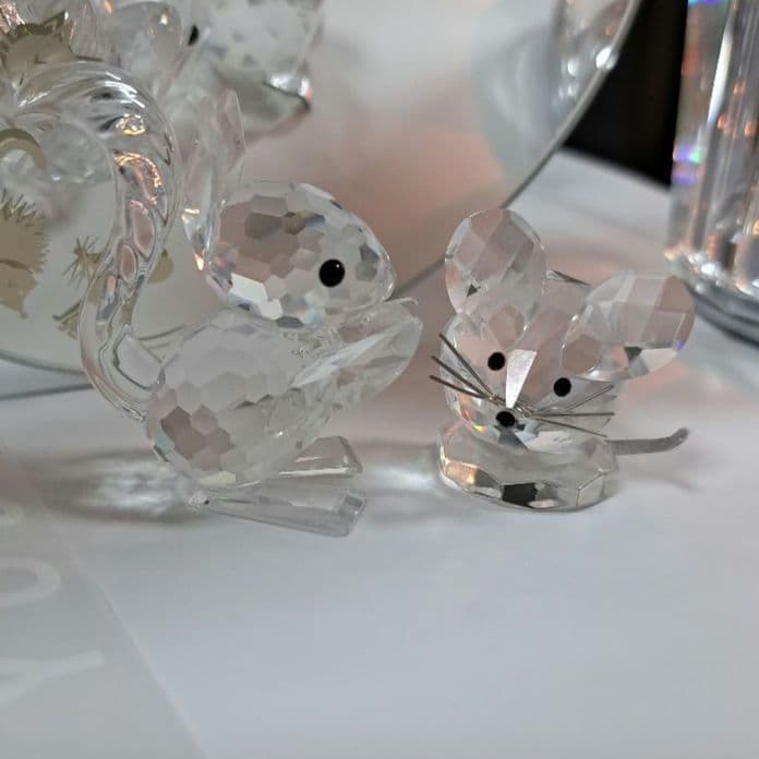 スワロフスキー クリスタル製 ネズミとリスのフィギュア 2点セット鏡付き