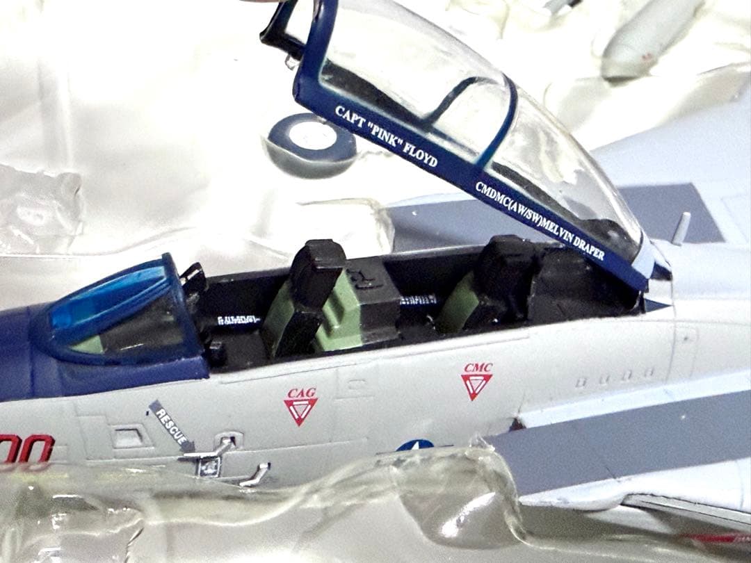 1/72 F-14B TOMCAT DRAGON 完成品