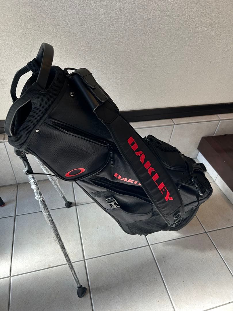 Oakley オークリー キャディバッグ BLACKOUT ゴルフ用