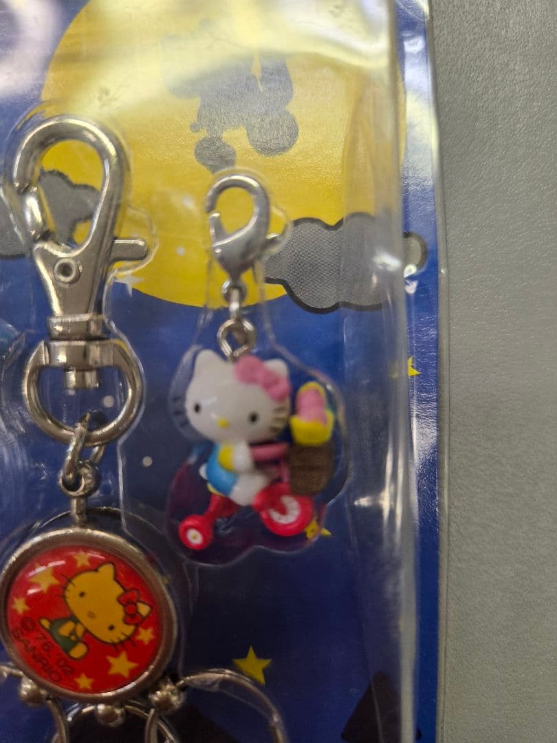 【未開封品】 Hello Kitty キーホルダー　ストラップ 夜空 ET