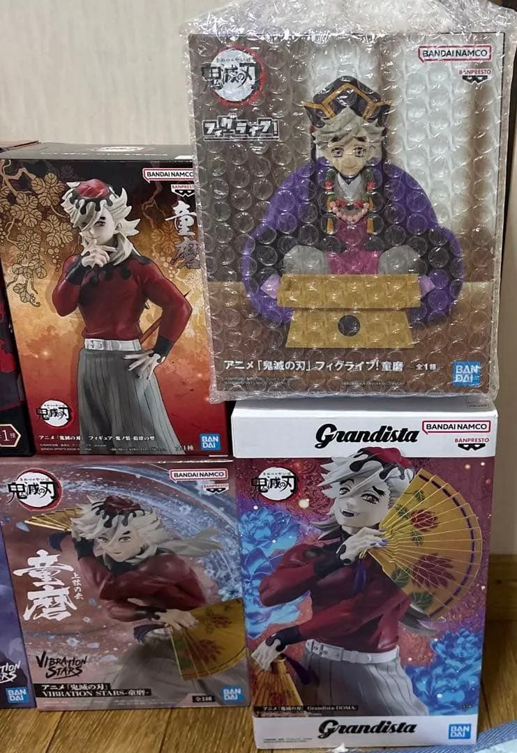 鬼滅の刃　童磨　胡蝶しのぶフィギュアセット