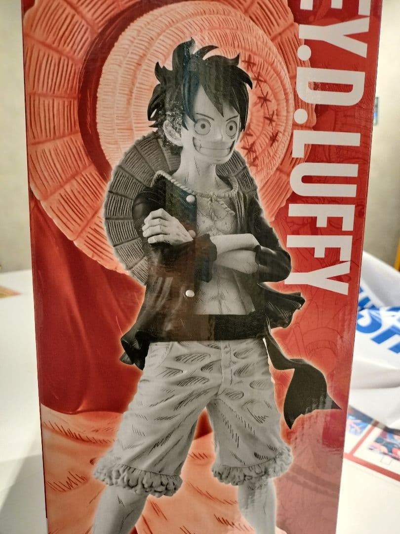 ONEPIECE BASE SHOPくじ コミックスカラーフィギュア賞 ルフィ