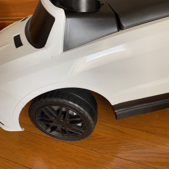 メルセデスベンツ　手押し付き