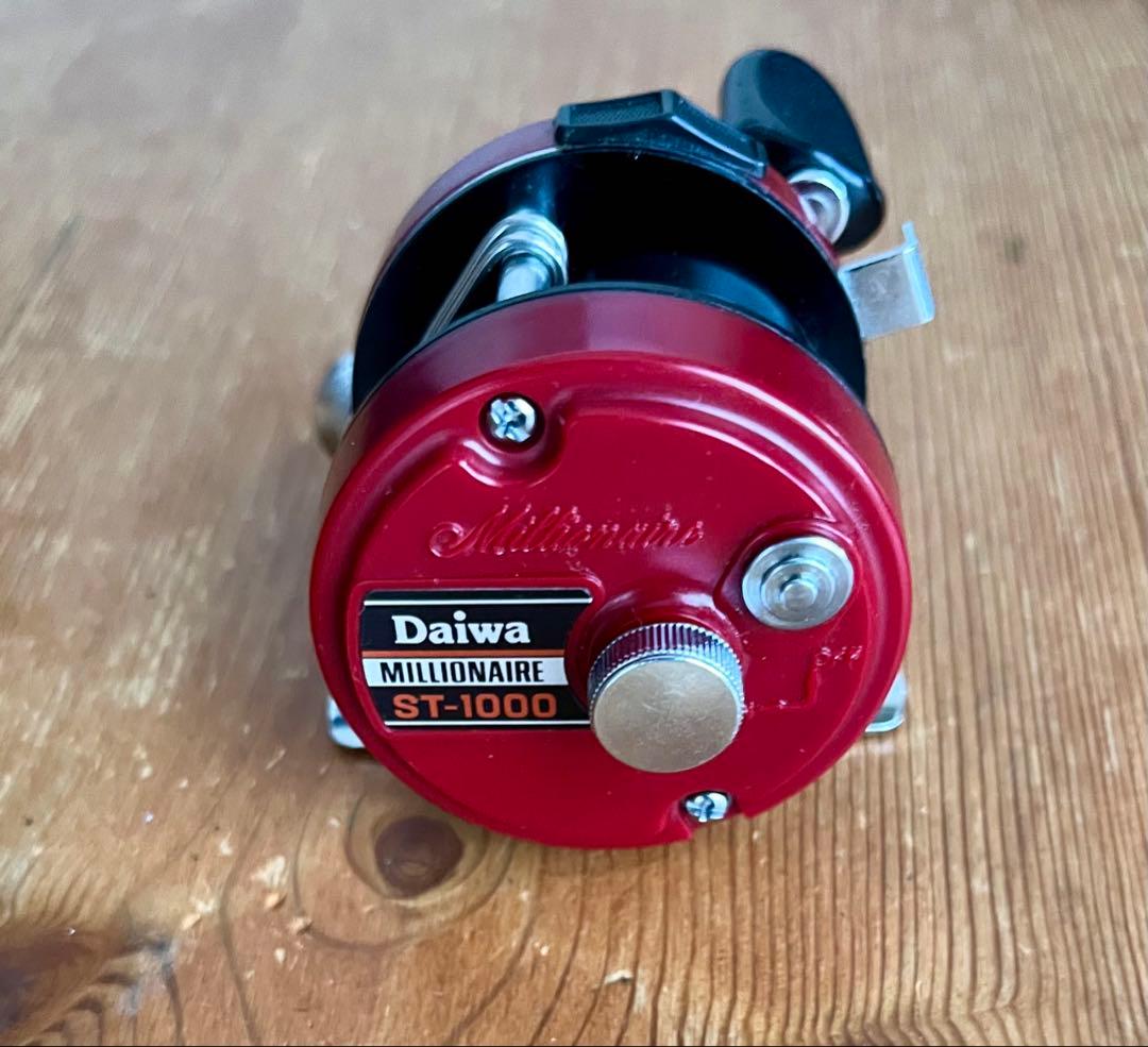 極美品！　オールド　ダイワ　ミリオネア　ST-1000 ベイトキャストリール