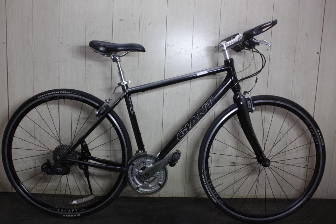 GIANT ESCAPE R3 700C アルミ 24速 465mm GREY色