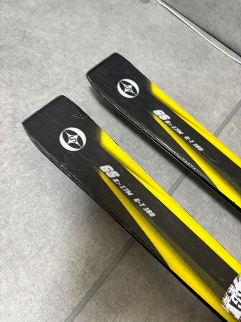 OGASAKAオガサカ TRIUNトライアン GS 160 スキー板