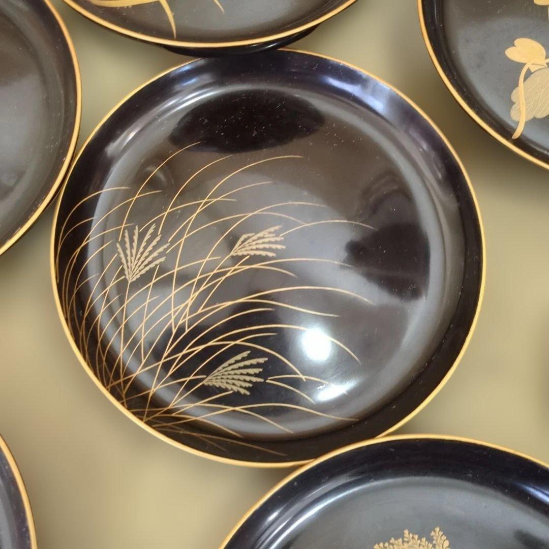 骨董　木皿　蒔絵　図変わり　草花　漆器　金彩　盆　丸盆　7枚