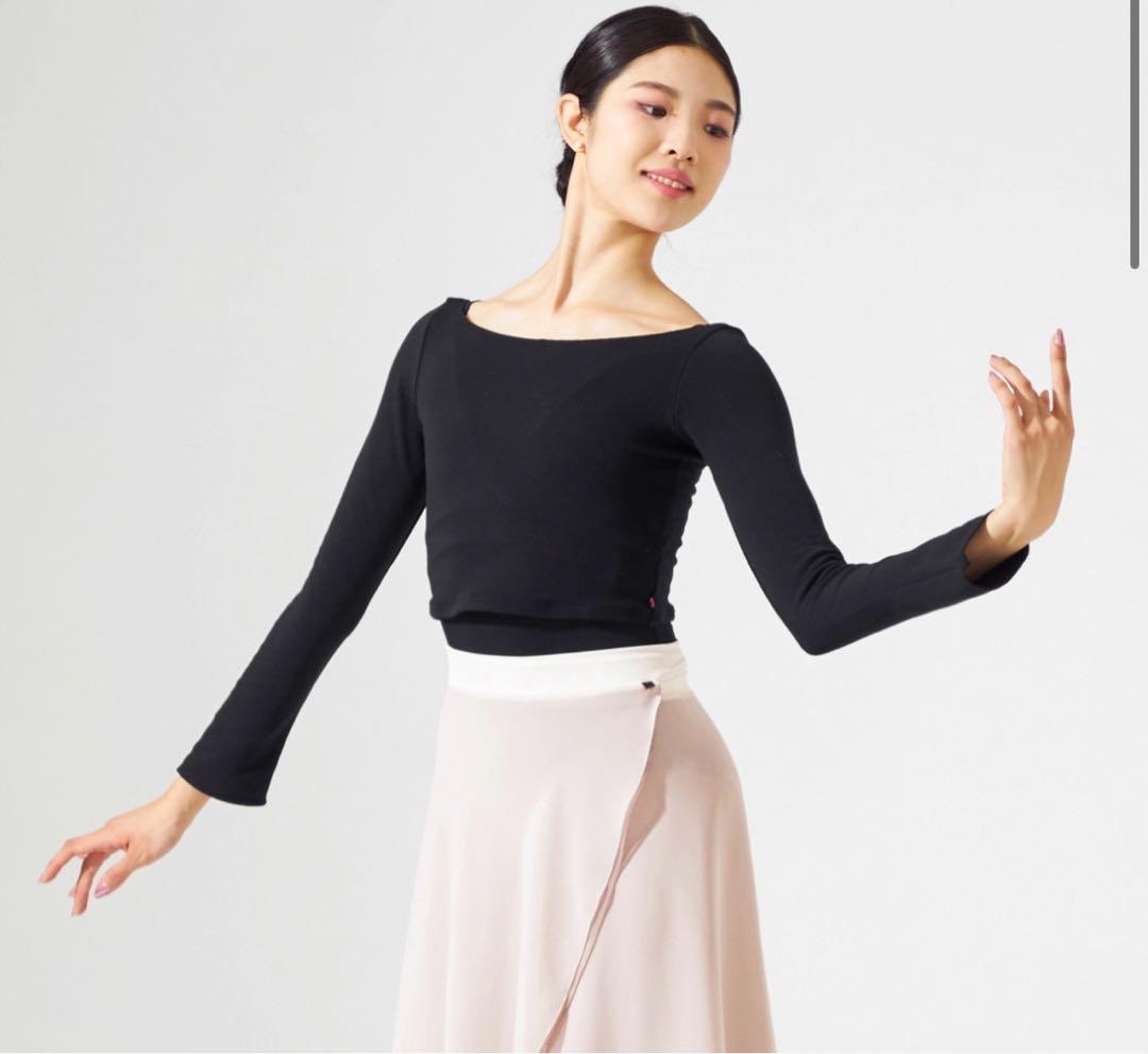 チャコット　新品未使用　高田茜　ロングスリーブトップス　黒