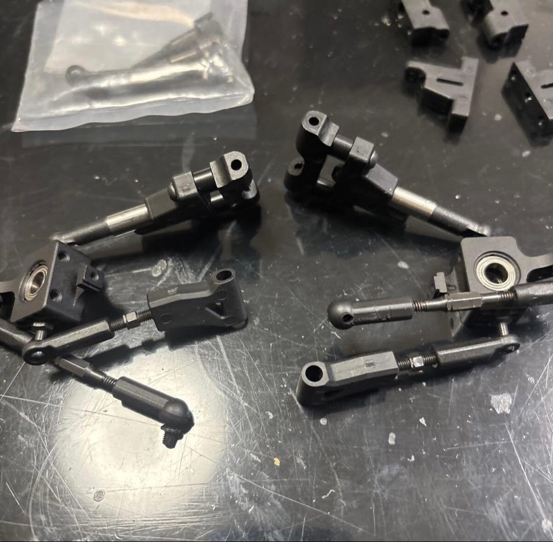 たぁ　GRK リア　Aアーム evoに　いかがですか？