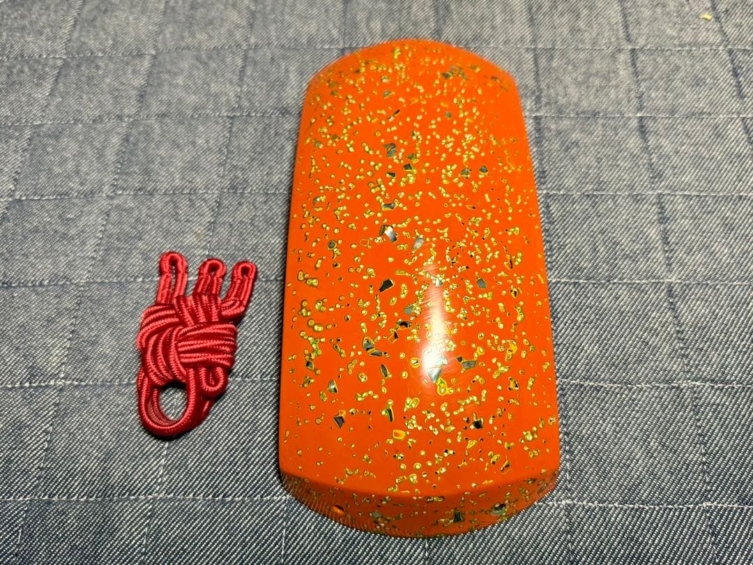 【美品】津軽三味線 胴掛け 五分大 朱色系 螺鈿 貝入 漆研ぎ出し 高級品 音緒