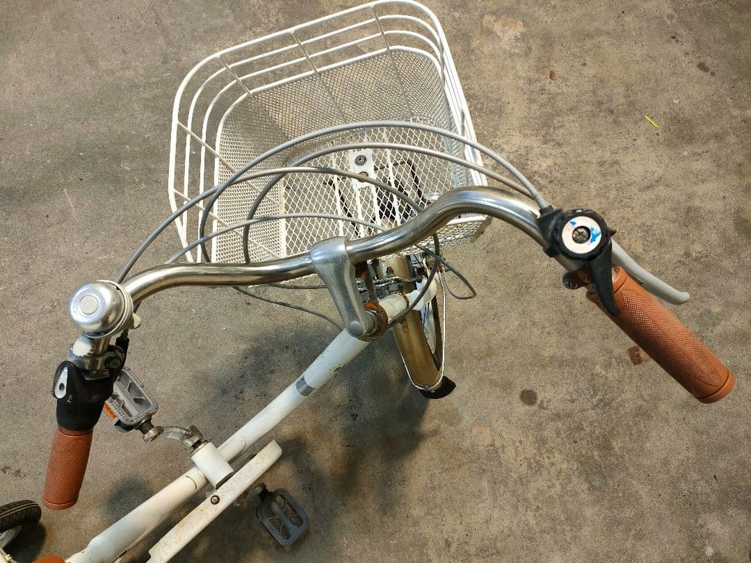 引き取り限定 Swing Charlie シティサイクル ホワイト