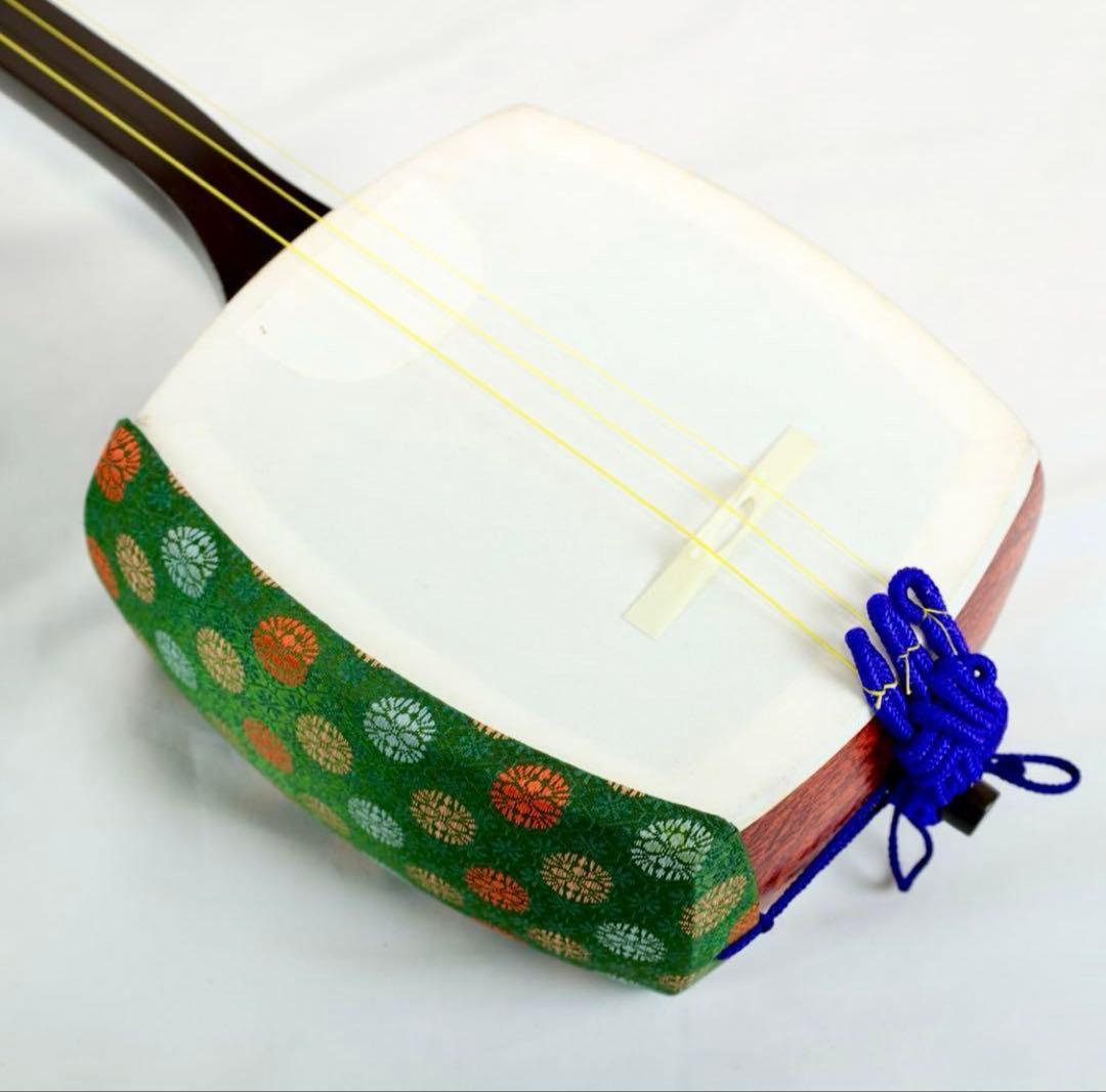 三味線本体 木製 バチ付き　【永莉】