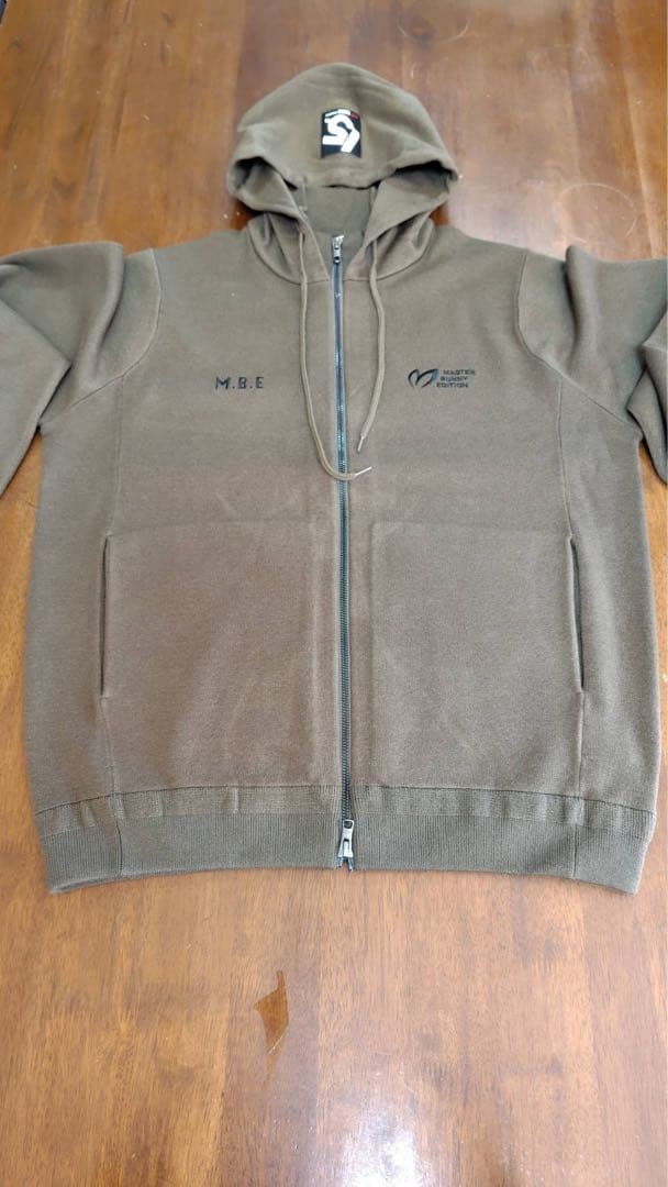 マスターバニー/フルジップフードパーカー