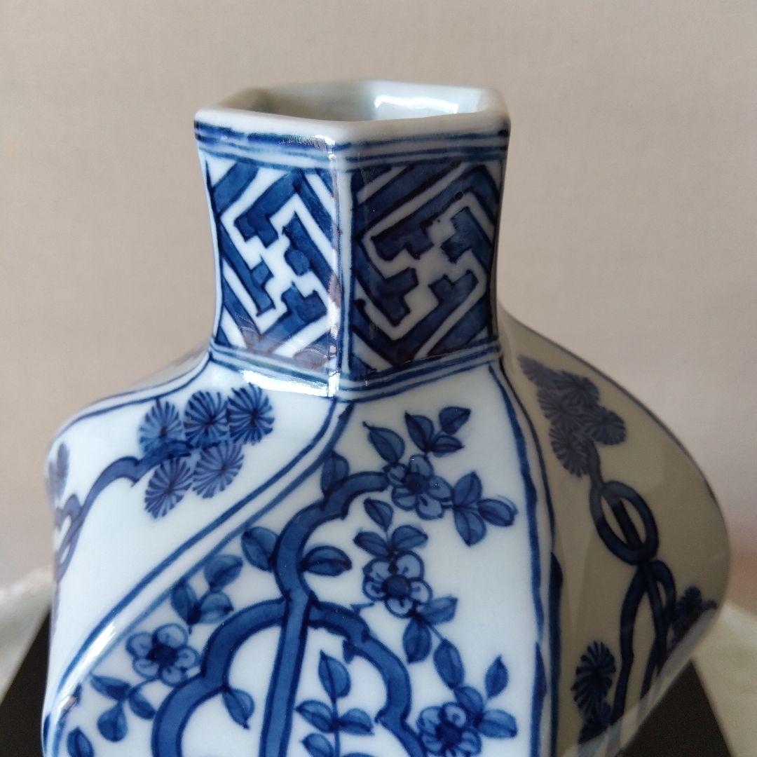 舘林源右衛門作　祥瑞手瓢型六角花瓶