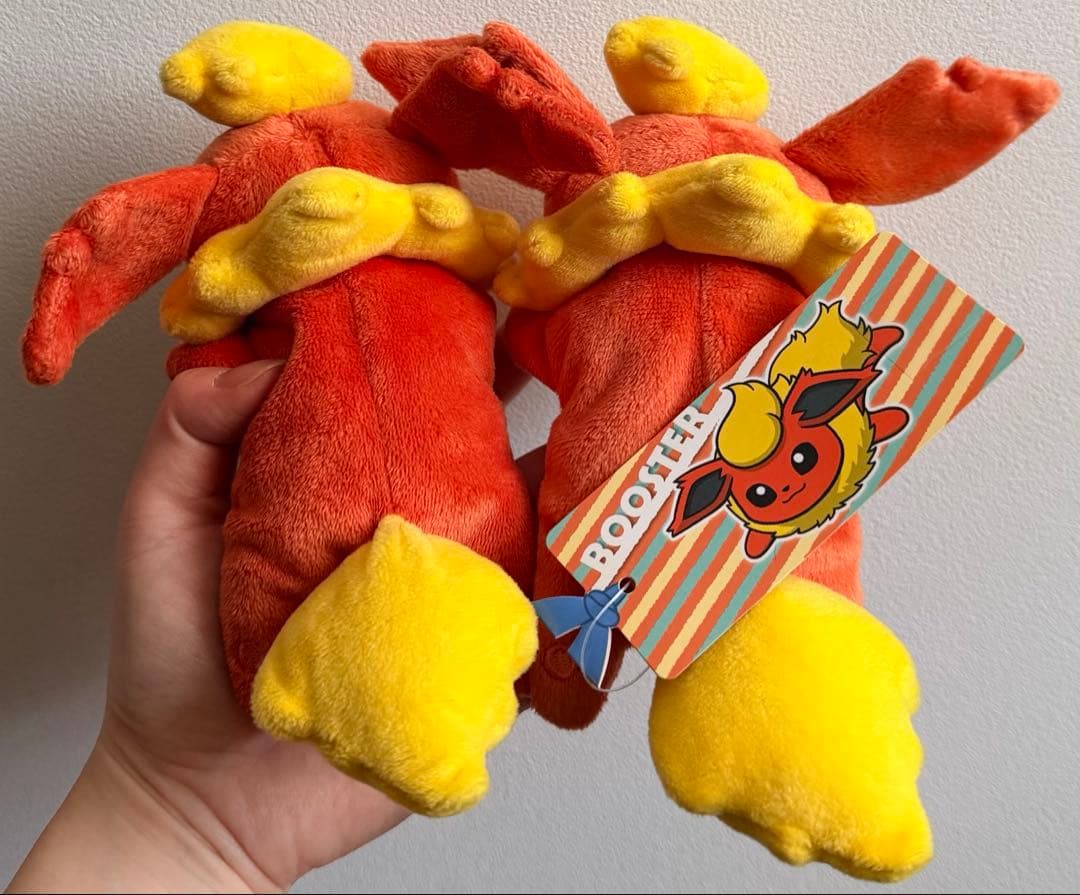 ポケモンセンター限定　くったりぬいぐるみ　ブイズ