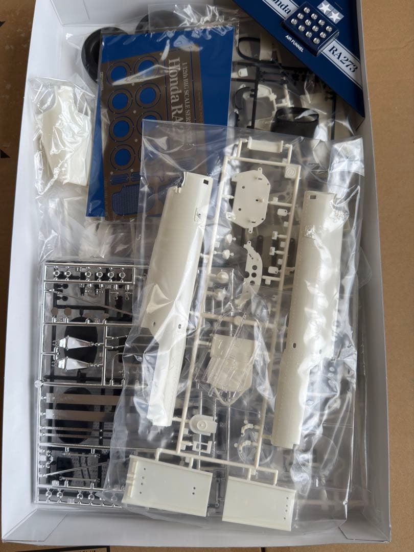 タミヤ製　Honda RA273 1/12 プラモデル