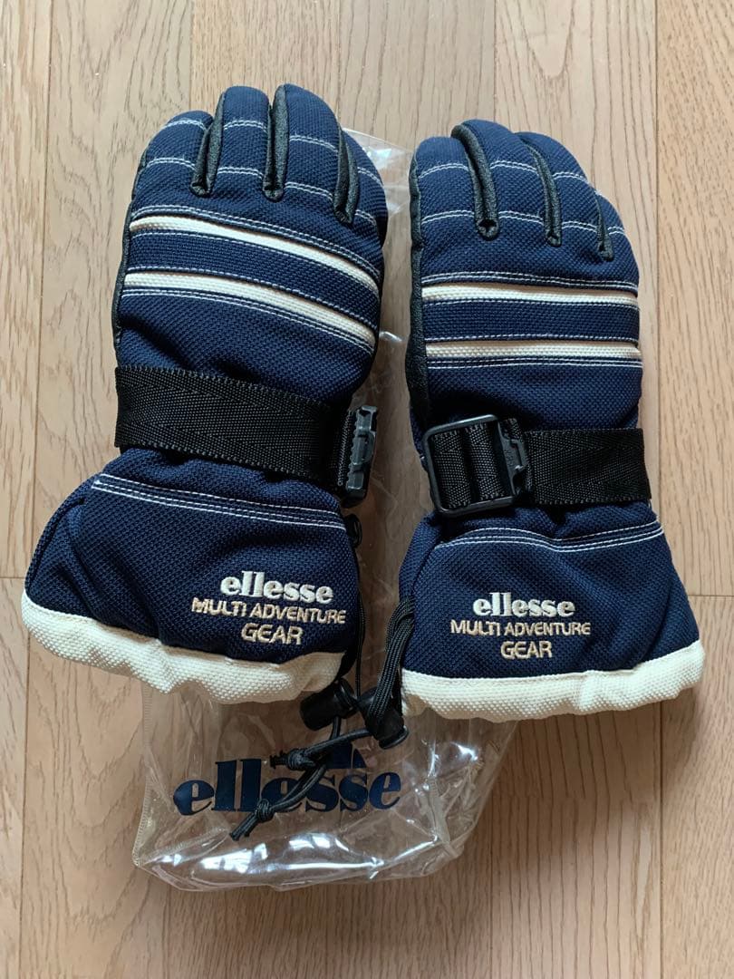 Eellesse エレッセ　上下ウェア　セット　キャップ　グローブ