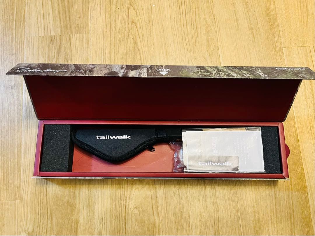 トラウティア　フェリーク　C43L-T テイルウォーク