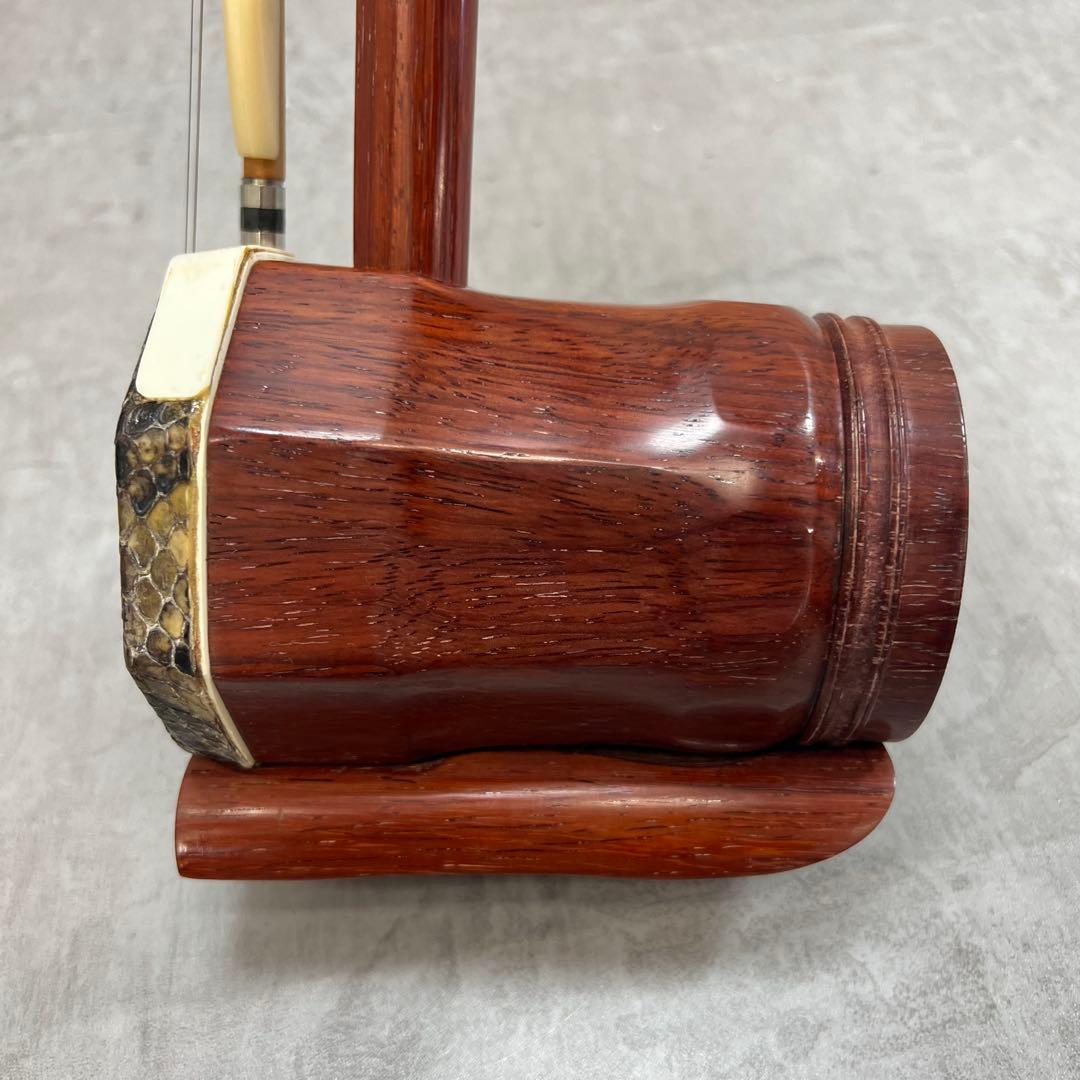 蘇州二胡　蛇皮　リアルレザー　パイソン　特制大紅木　ケース　弓　中国　民族楽器