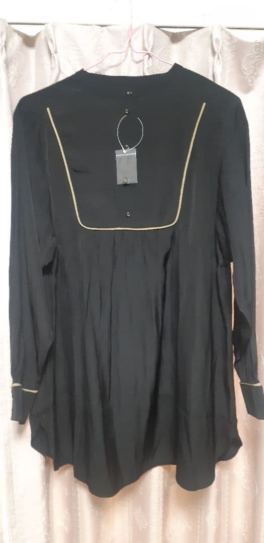 有村竜太朗theclosetブラウス