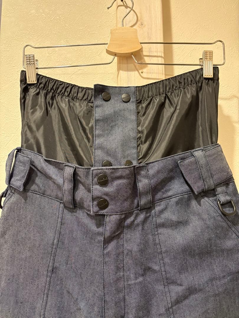 burton レディース スノボーウェア上下 セット おまけで他3点付き