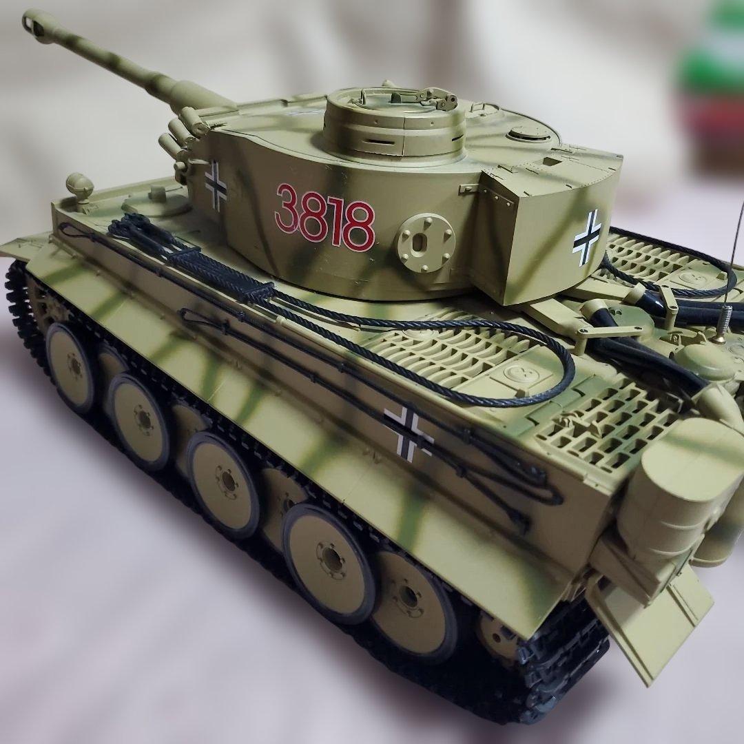 SS ヘンロン社製 RCバトルタンク 1/16