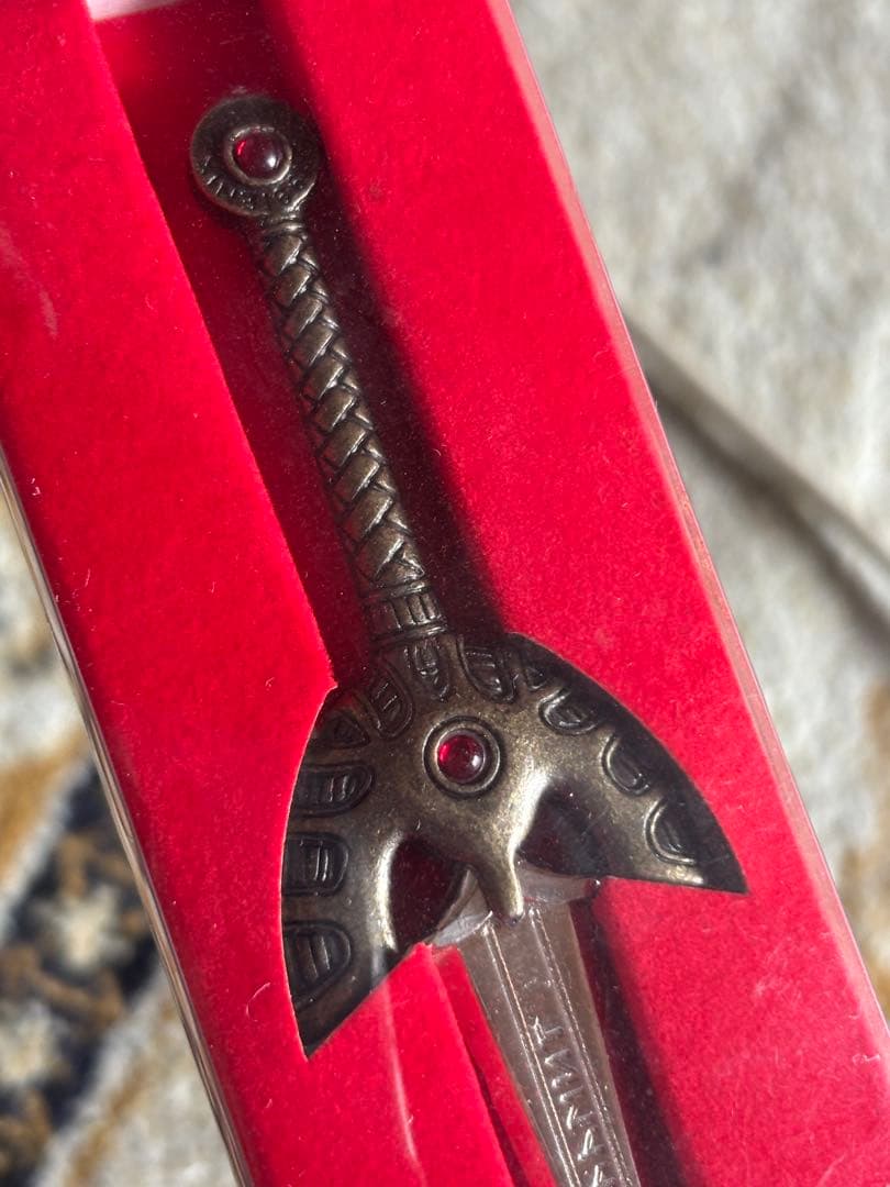 ☆1000円お値下げ中 ロトの剣　ペーパーナイフ　希少 超美品