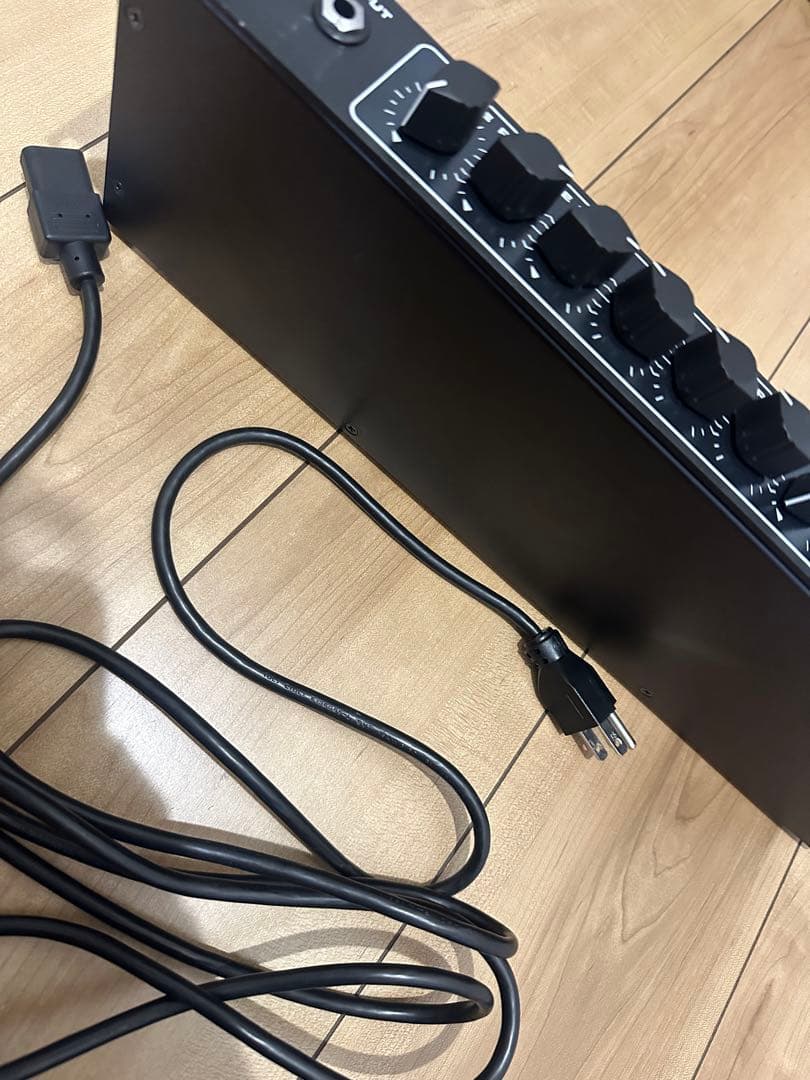 Tech21 SansAmp RBI ベースプリアンプ/DI