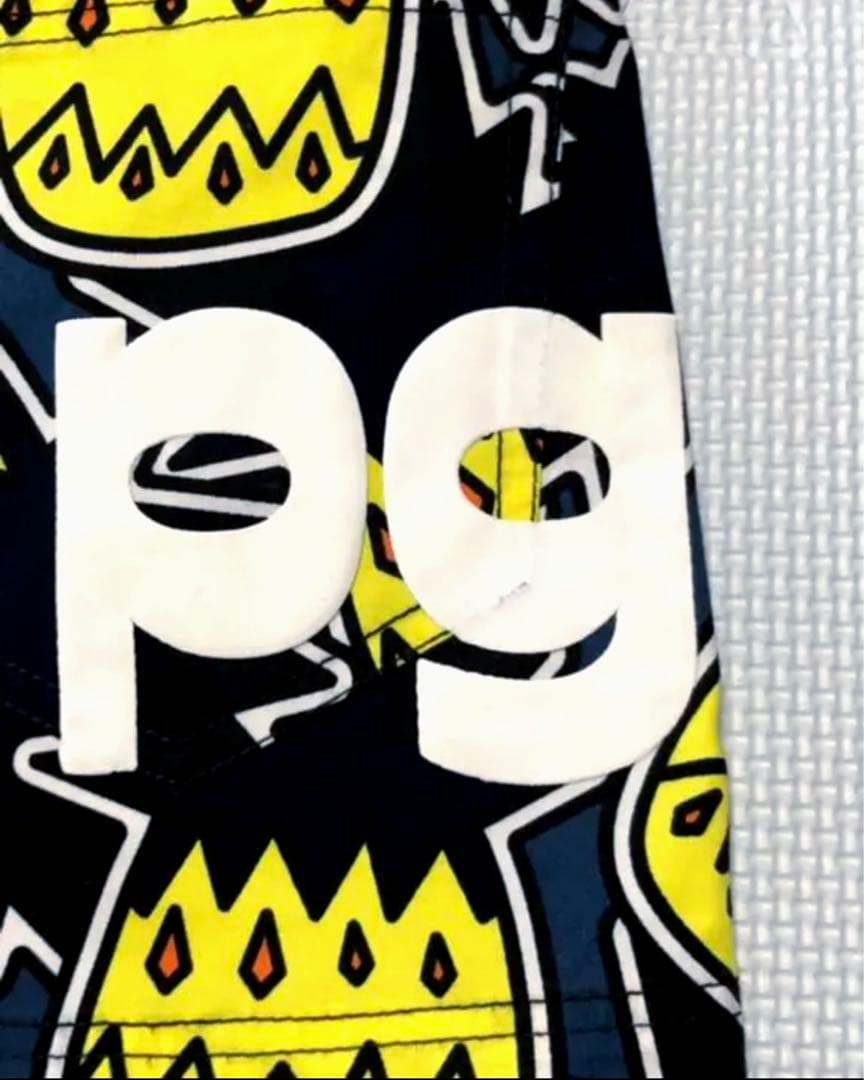 パーリーゲイツパイナップル柄スカート