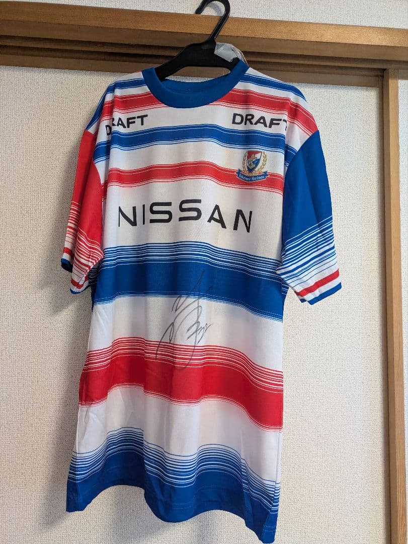 未使用　横浜F・マリノス　角田涼太朗選手サイン入りユニフォーム