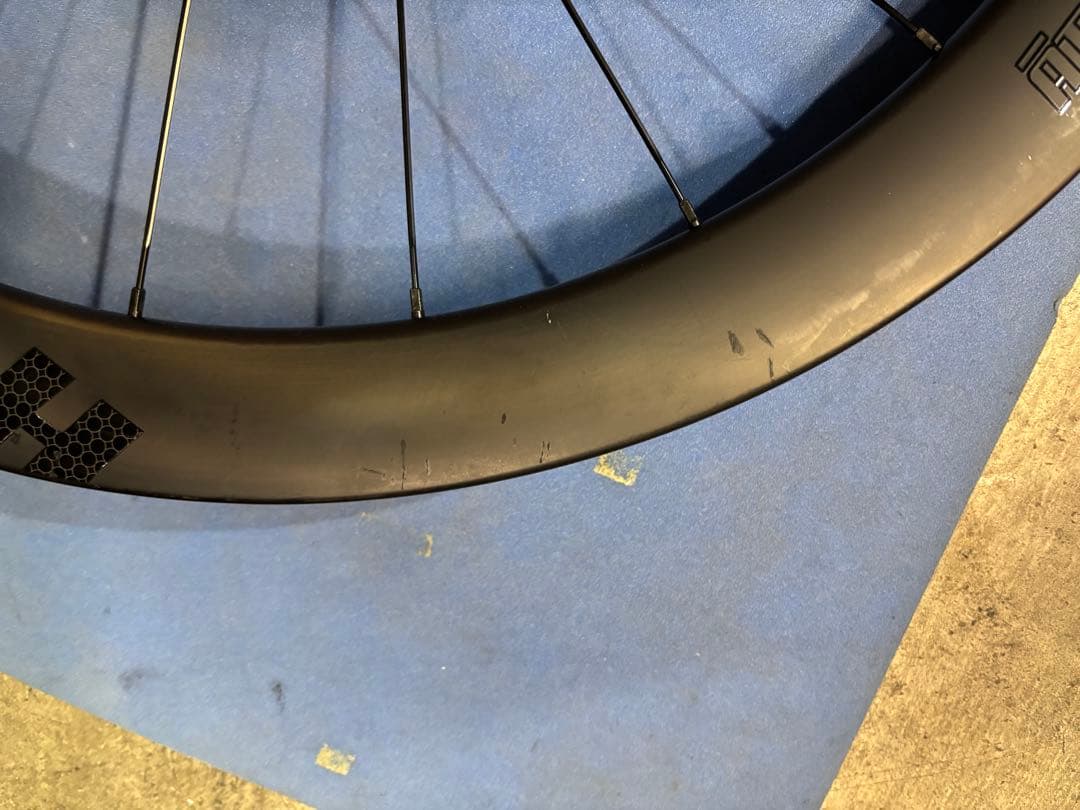 hanaichi アタッキ　グスト　カーボンディスクホイール