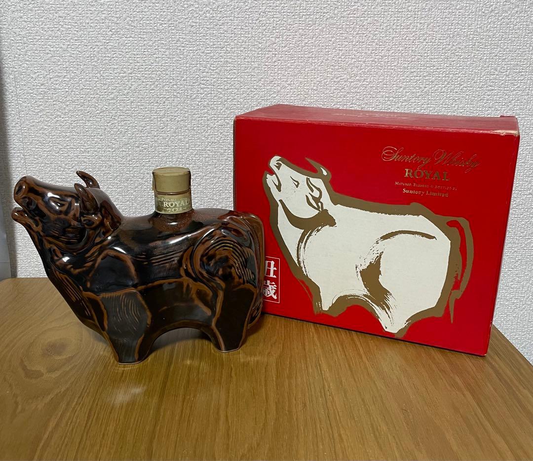 ☆新品未開栓☆サントリー ローヤル 干支ボトル　2本セット