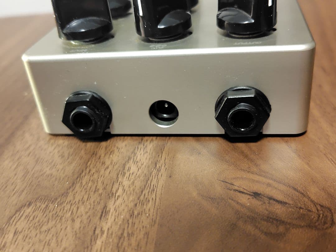 Darkglass Super Symmetry ベースコンプレッサー