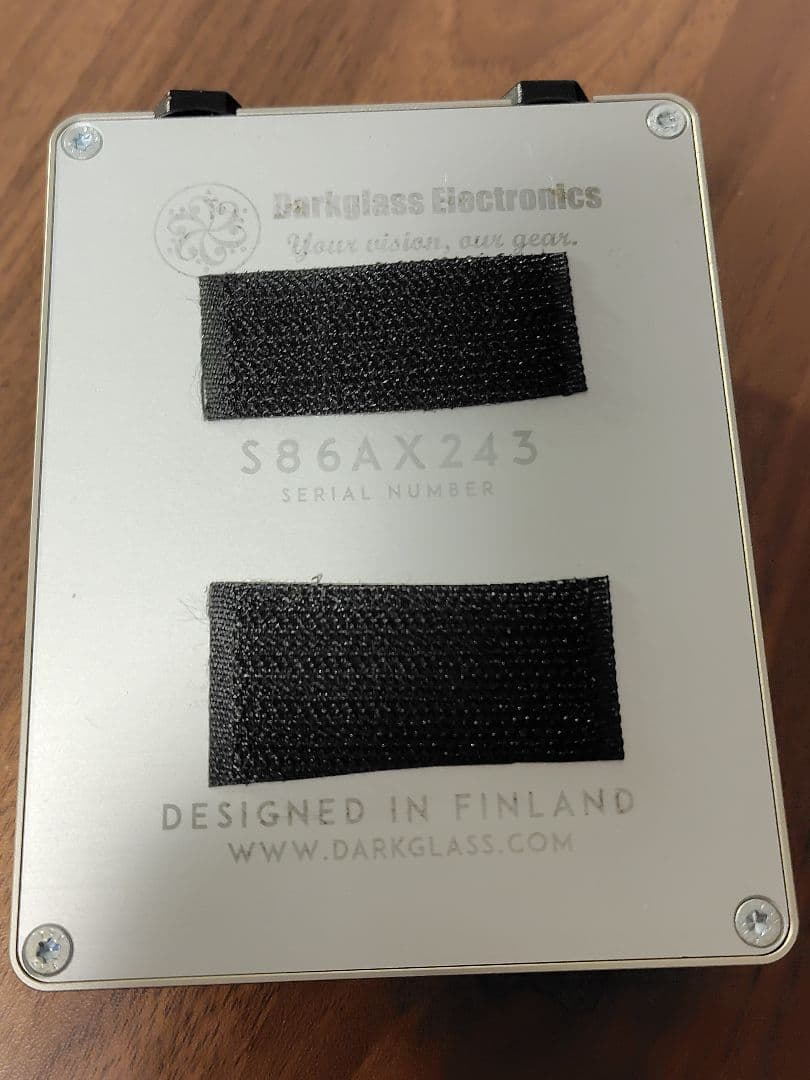 Darkglass Super Symmetry ベースコンプレッサー