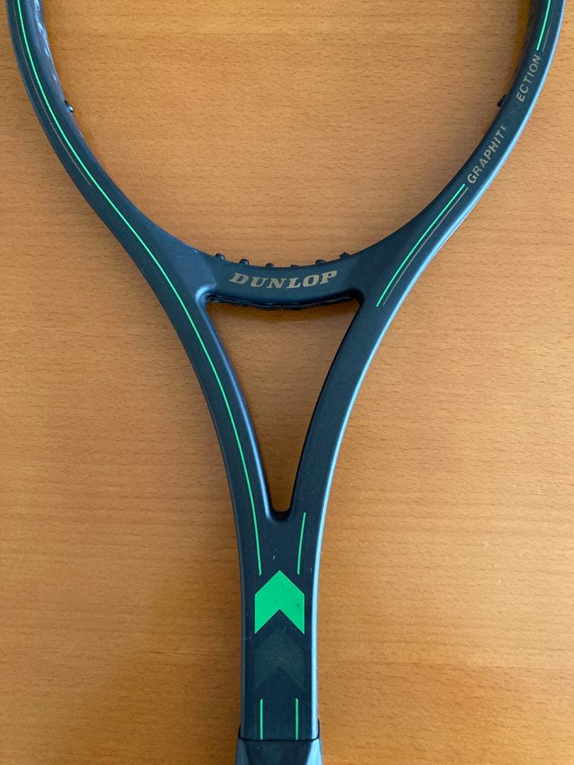 ダンロップ　テニスラケット　MAX200G PRO G4