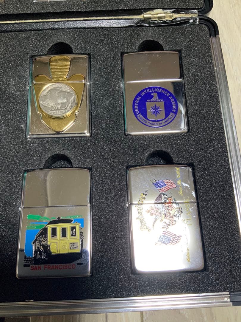 【マニア・コレクター必見】Zippo16個 コレクションケース付 新品 未使用品