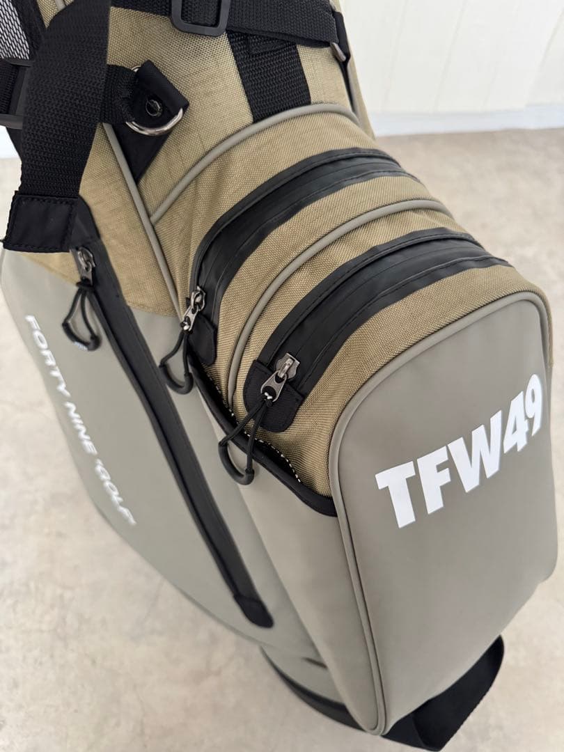 TFW49　キャディーバッグ　ベージュ　ネームタグ付き