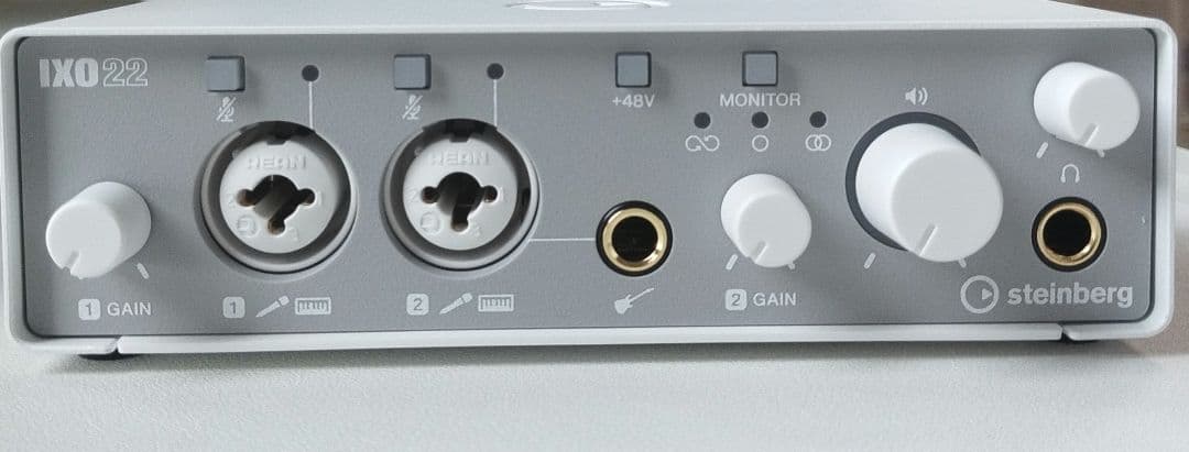 【極美品】Steinberg IXO 22 ホワイト