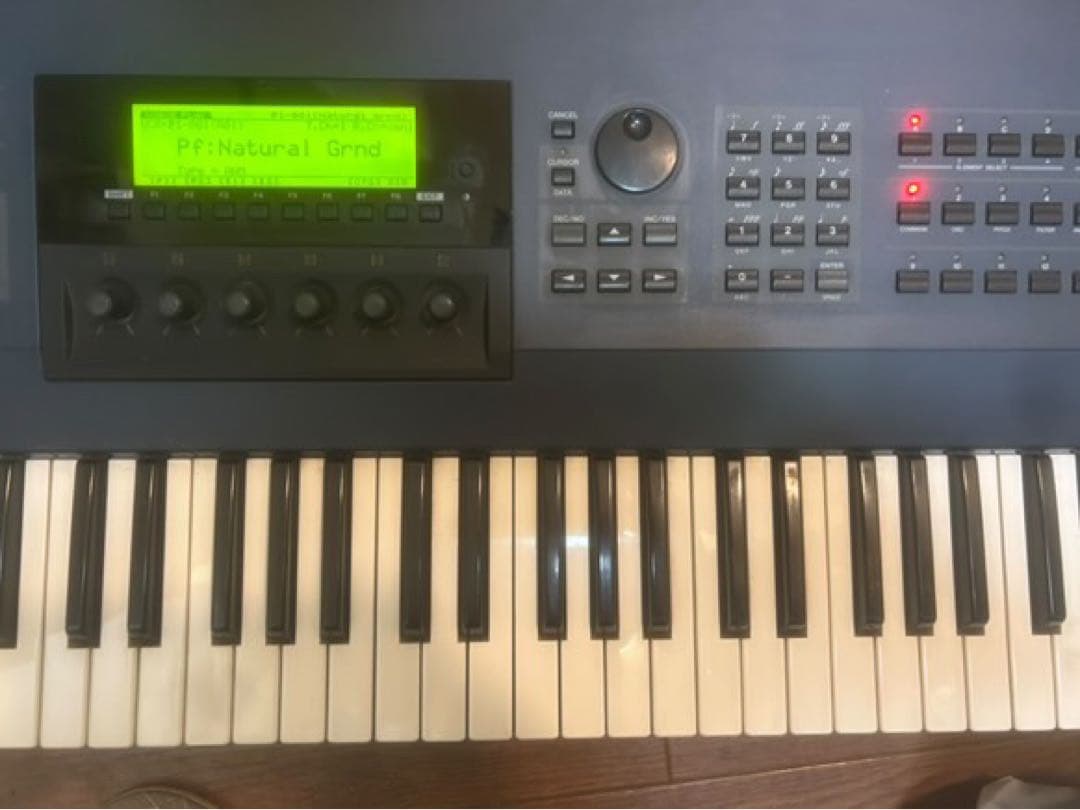 正月セールYamaha EX5 シンセサイザー 61キー　値下げ