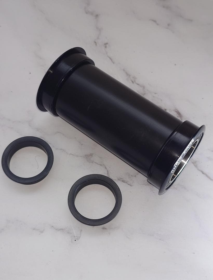 Chris King Press Fit 24 BB92 (ブラック) 24mm