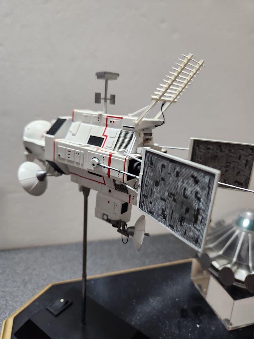 精密再現！　謎の円盤UFO 有名モデラー渾身の逸品 コンピュータ偵察衛星SID