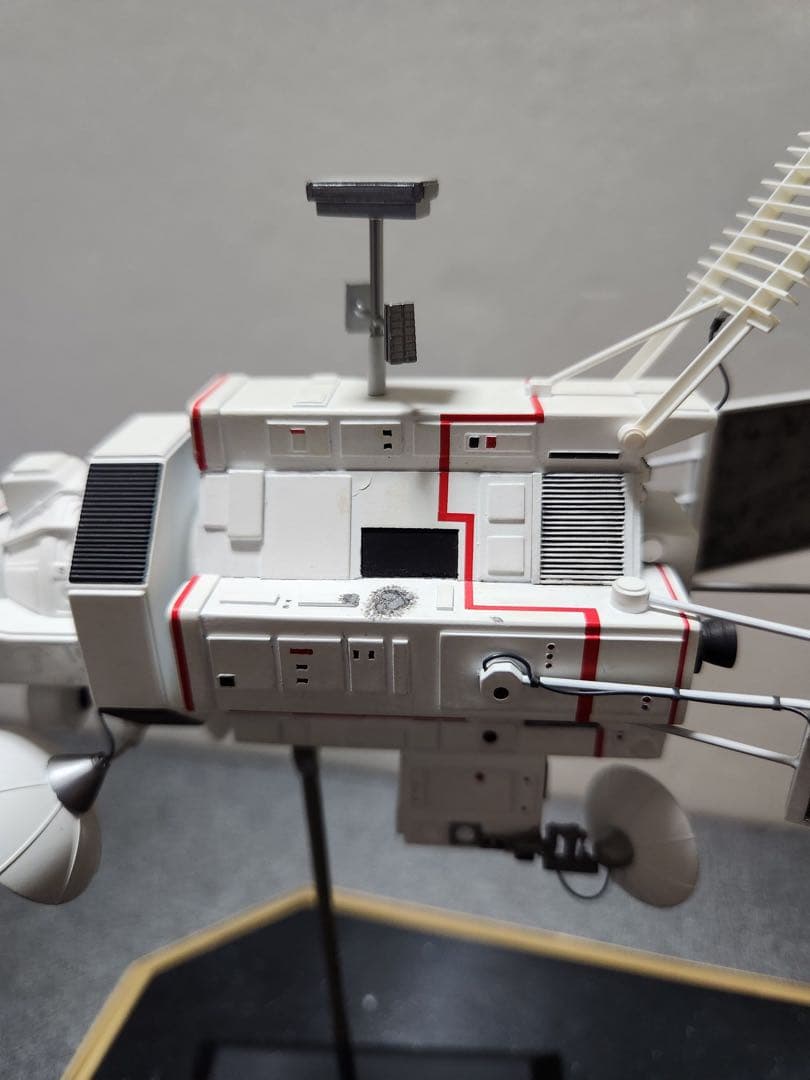 精密再現！　謎の円盤UFO 有名モデラー渾身の逸品 コンピュータ偵察衛星SID