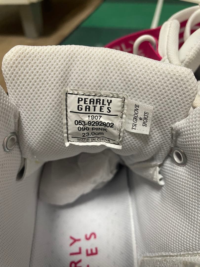 ゴルフシューズ　パーリーゲイツ