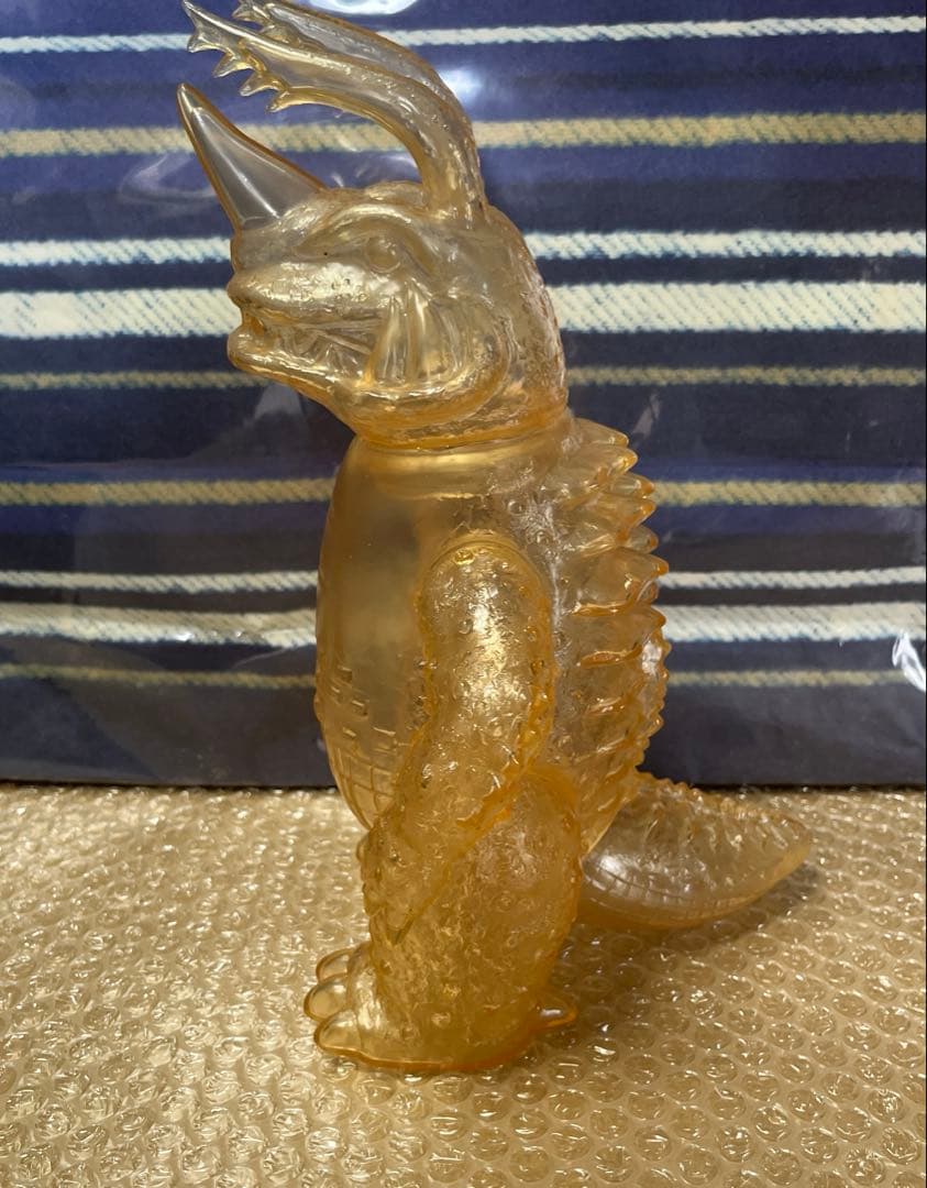 ⚠️レア　マーミット　透明怪獣　ネロンガ　スタンダードサイズ　1997年製