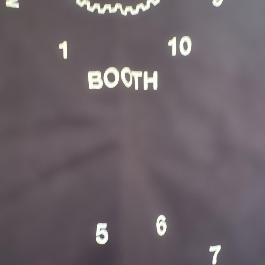 lowrideローライダー　レディース　タンクトップとラリーレバンのTシャツ２組